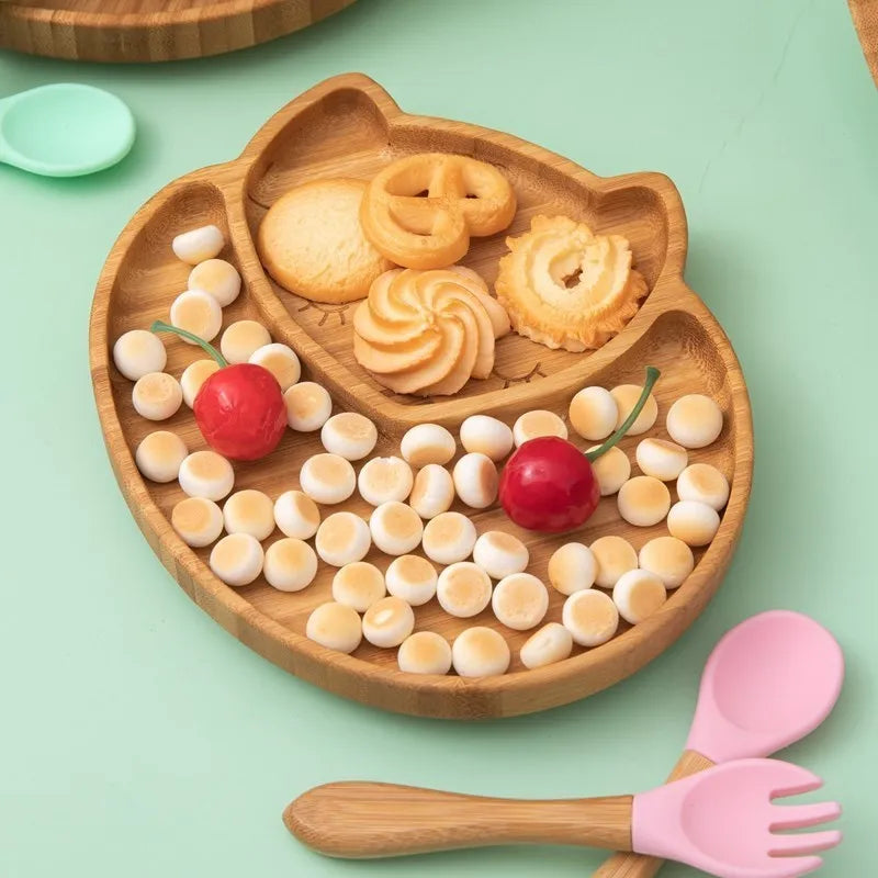 Bamboo Safety Set: Suction Baby Bowls, Plates, and Spoon/Fork Bamboo Safety Set: Suction Baby Bowls, Plates, and Spoon/Fork HuggingBub 